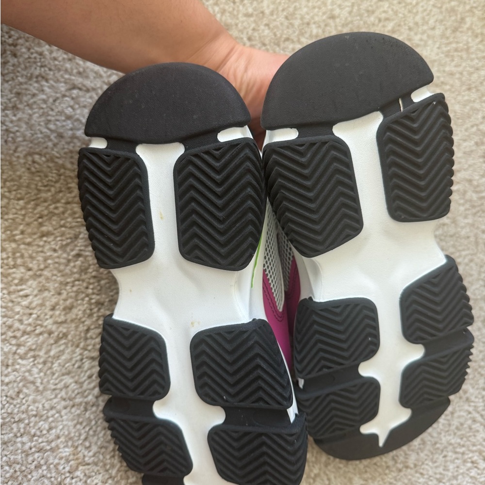 Steve Madden sneakers - Picture 6 of 8